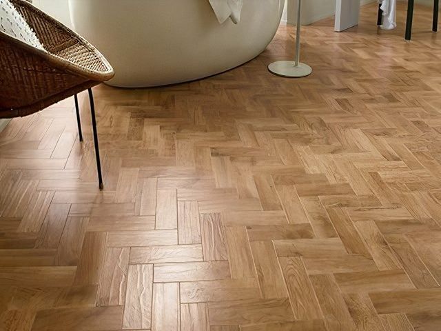 luxury-viny-tilecleaning-4-kireth-ai